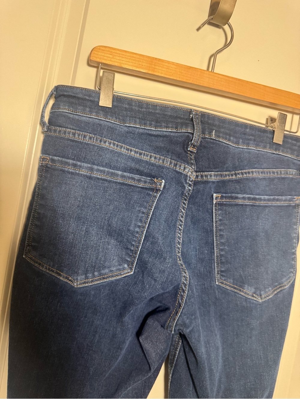 Old Navy Mid Rise Skinny Jeans Blue Dark Wash Stretch 5Pocket Women’s 12 Short - Picture 3 of 6
